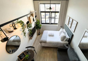Luxury Tiny Home / Co_Living / City Views